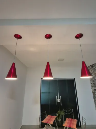 Luminárias de bancada.