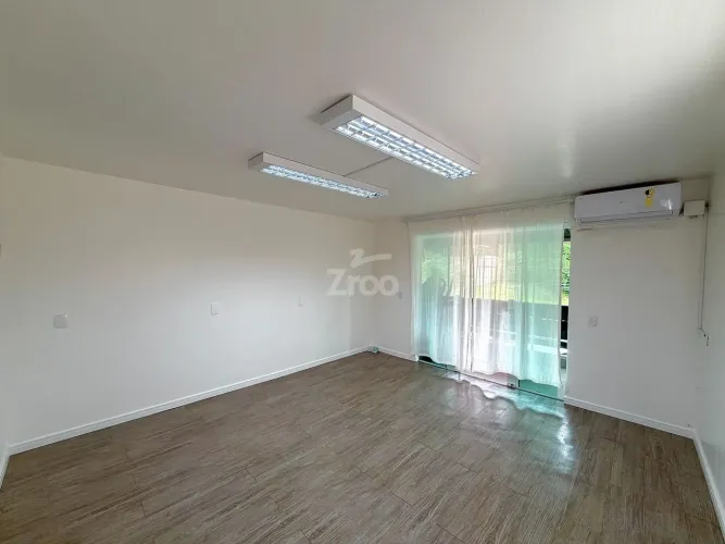 Sala Comercial para alugar, 35 m² por R$ 1.600/mês - Velha - Blumenau/SC