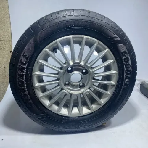 Roda de Liga Leve com Pneu (Goodyar) Volkswagen UP ARO 14