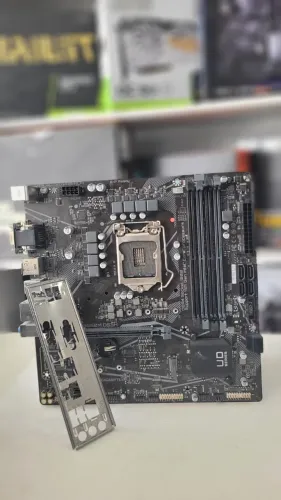 GIGABYTE B560M DS3H
