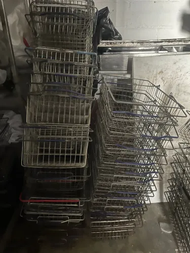 Cesta aramada de supermercado