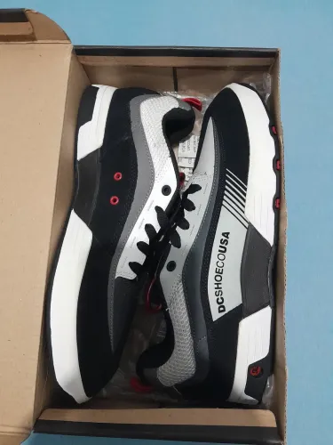 TENIS DC NOVO