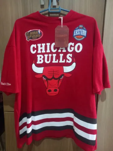Camiseta bulls mitchell and ness oficial overside estilo futebol americano