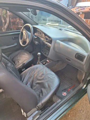 Fiat Palio Young 1.0 MPI 8V 2P (álcool) 2001