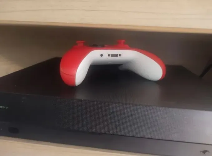 Xbox one X 1TB