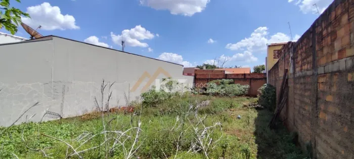 Terreno de 250m² á venda Jardim Botânico - Cravinhos/SP
