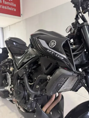 Yamaha mt-03 abs 300cc 2023 > entrada de r$ 6.000 + parcelas fixas de 796,00 no plano cdc.