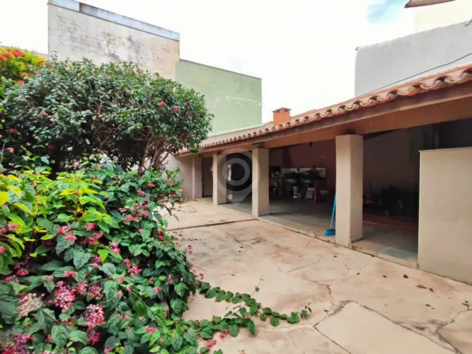 Casa : / Comercial / Centro