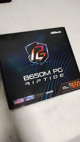 Placa Mãe B650M ASRock Riptide AMD Socket AM5 mATX