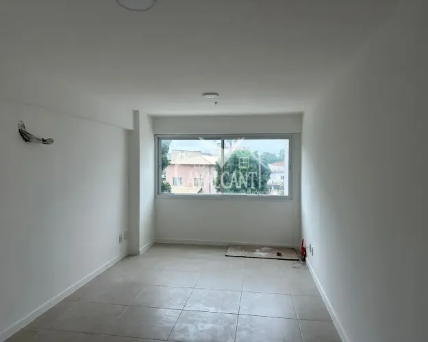 Sala Comércial para aluguel possui 27 metros quadrados em Centro - Itaboraí - RJ