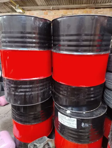Vendo túneis de 200 litros.