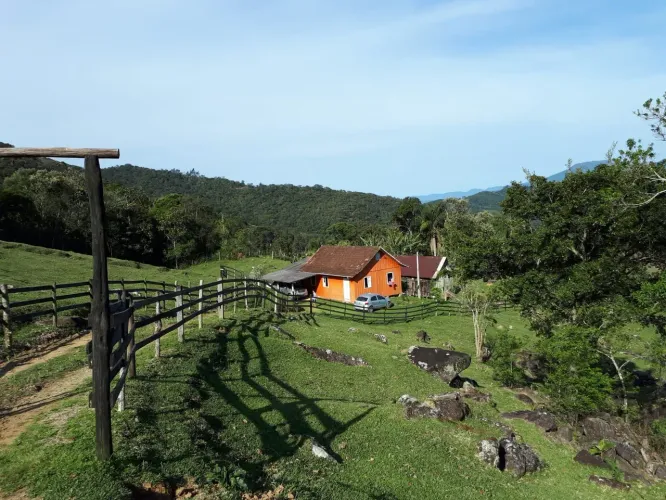 Vendo sítio com escritura pública no Rio São Miguel/Águas Mornas