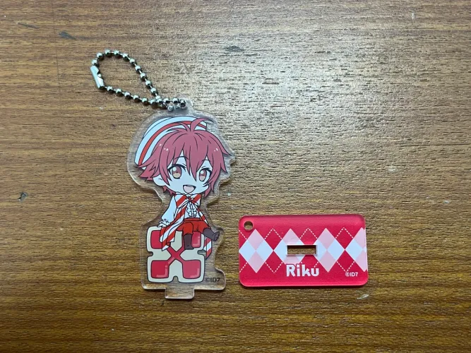 IDOLiSH7 Nanase Riku stand de acrílico