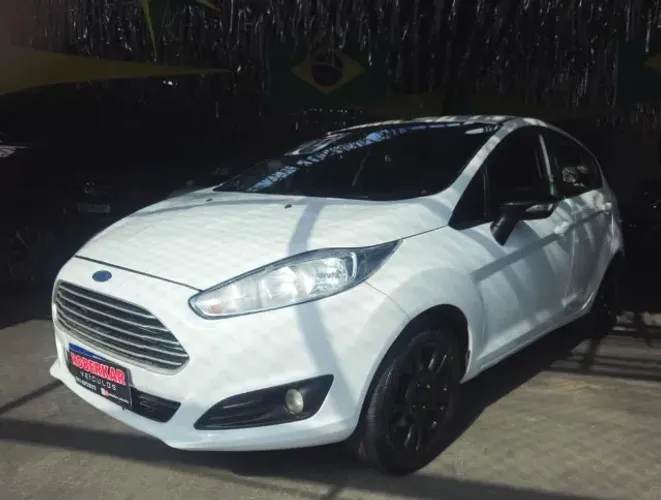 Ford Fiesta 1.6 16V Flex Aut. 5P 2014