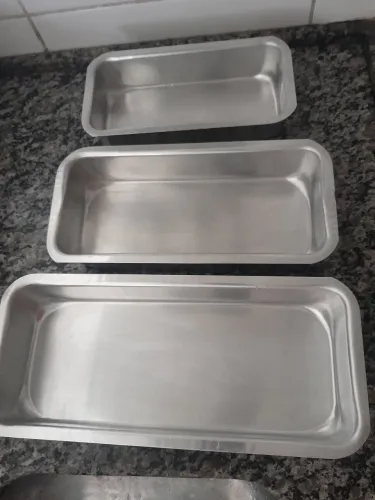 TRÊS forma de alumínio para pão  