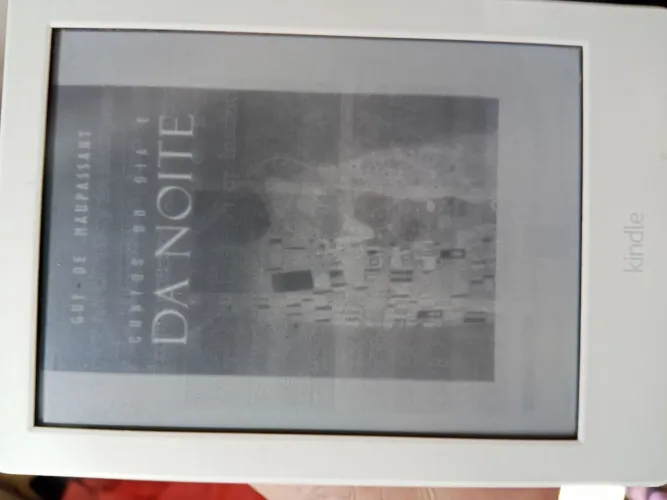 Kindle sem luz 8a geração+120 livros