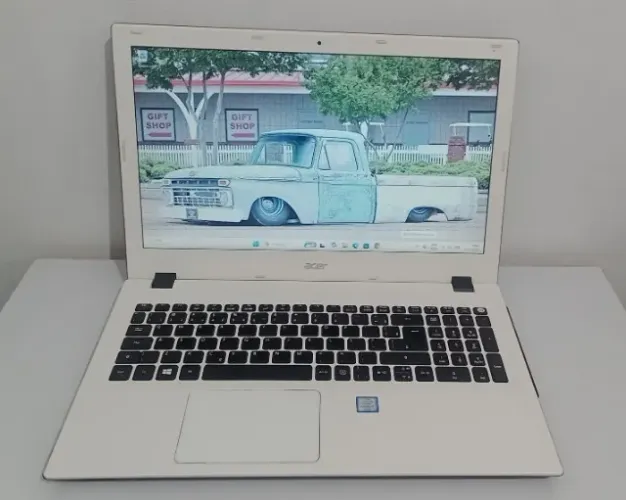 Notebook Acer aspire e5 574 i5 6 ger. ssd 240 gbs ram 12 gbs