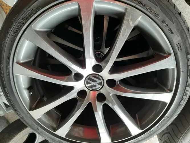 Roda aro 18 Raiada grafite com diamantado VW Passat 5X112 