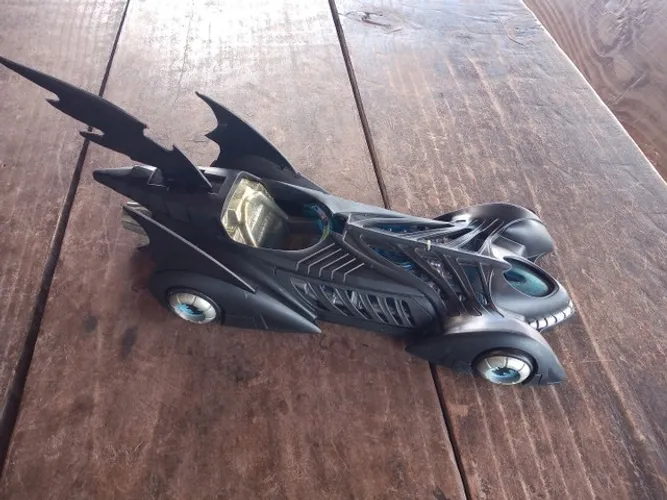 Miniatura carro Batman