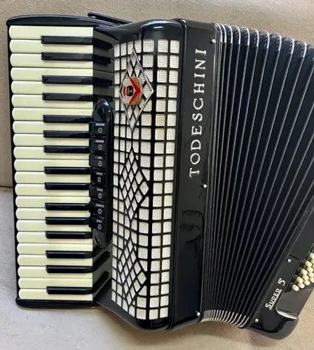Acordeon todeschine super 5 italiana 
