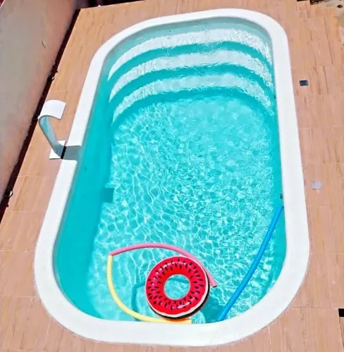 Piscina de fibra para seu lazer!