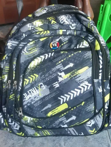 Mochila de Costas Masculina - Impressão Moderna