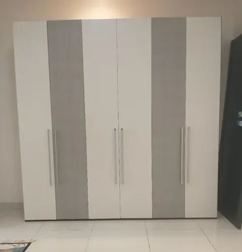 Vendo guarda roupa de casal 