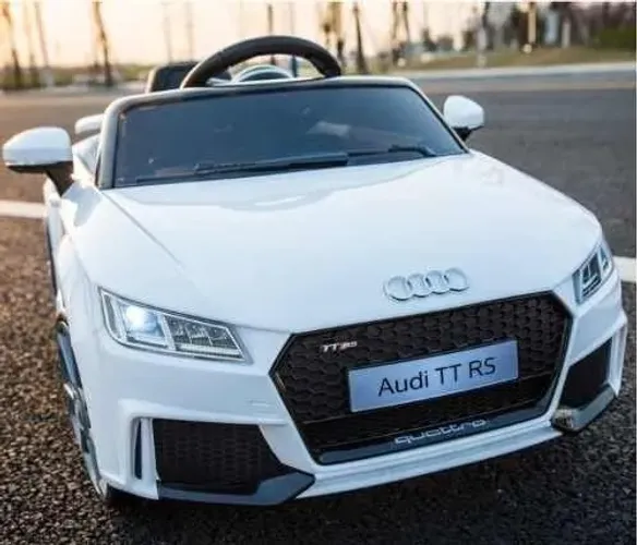 Carro Elétrico Infantil 12V Audi TT RS Branco com Controle