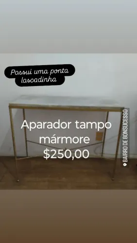 Aparador de tampo mármore