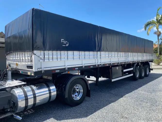 Carreta LS Graneleira 2018 - Librelato 