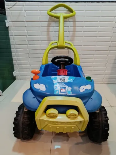 Carrinho passeio criança Jeep quadriciclo