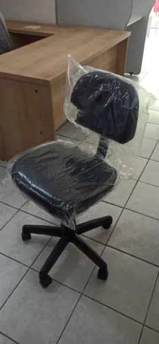 Cadeira giratória secretária 