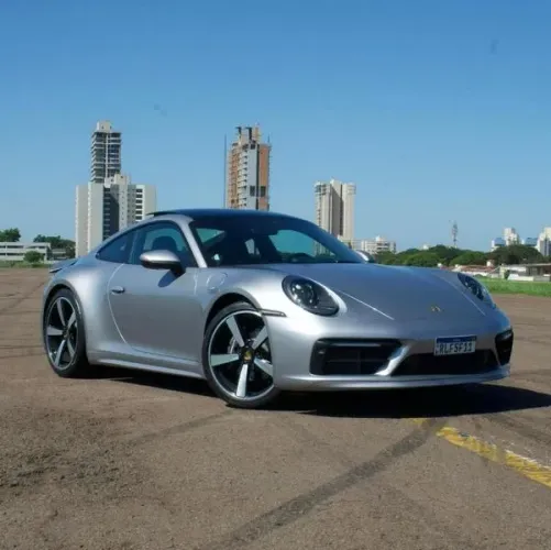 Porsche 911 Carrera 3.0 24V H6 PDK 2021