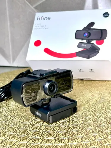 Webcam Fifine Full HD 1440p - com Microfone Integrado