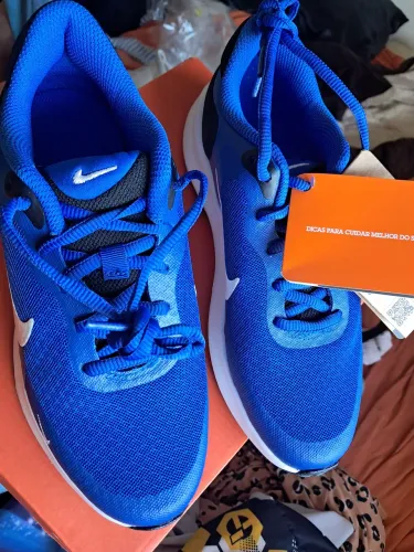 Tênis Nike revolution 7 - tamanho 34