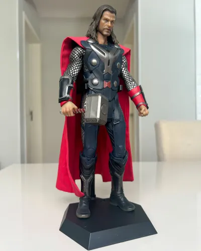 Action Figure Thor Original Crazy Toys 31 cm boneco