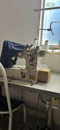 Máquina galoneira/ colarete - 220v motor Direct drive