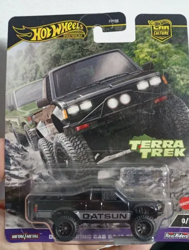 Hot Wheels Datsun King Cab Baja Custom Chase