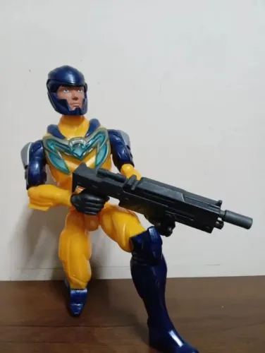 Boneco Max Steel