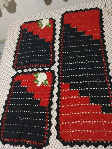 Jogo de Tapetes de crochê novo