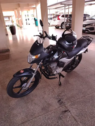 Motocicleta TITAN 150 KS MIX