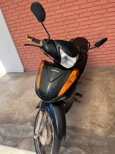Biz 100cc preta - IPVA 2025 pago