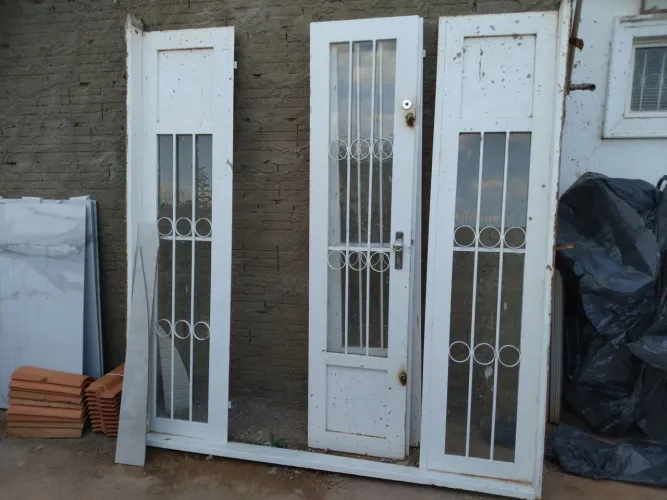 Portas e Janelas de Ferro com Vidro