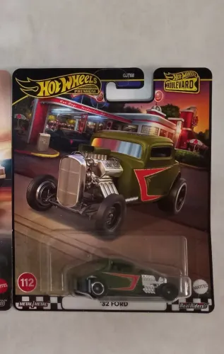 Hot wheels Boulevard 32 Ford premium