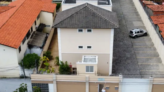 Apto com dois quartos sendo um suíte Jangurussu - 51m²