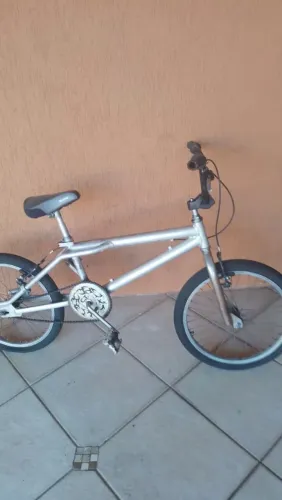 Bicicleta BMX alumínio 