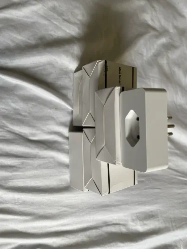 Tomada inteligente / smart plug Wi-Fi