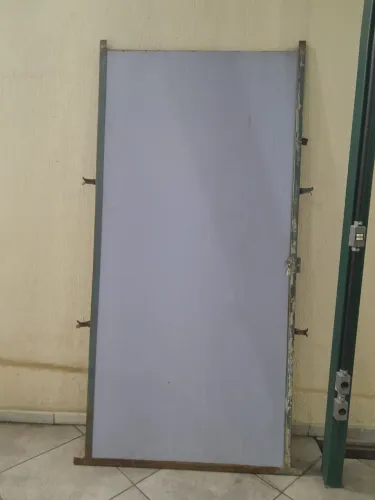 Portão de aço chapa dupla