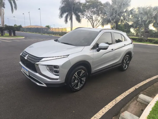 Mitsubishi Eclipse Cross HPE 1.5 16V 165cv AUT 2023