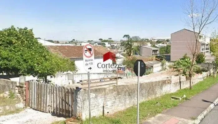 Terreno com 455m² , à venda, no bairro Capão Raso em Curitiba